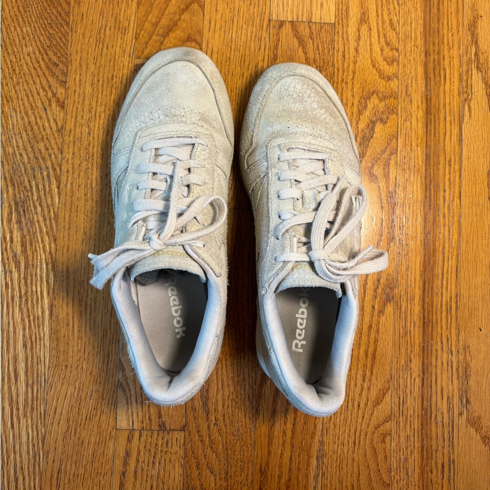Reeboks - Picture 8 of 12